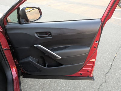 2025 Toyota Corolla Cross LE