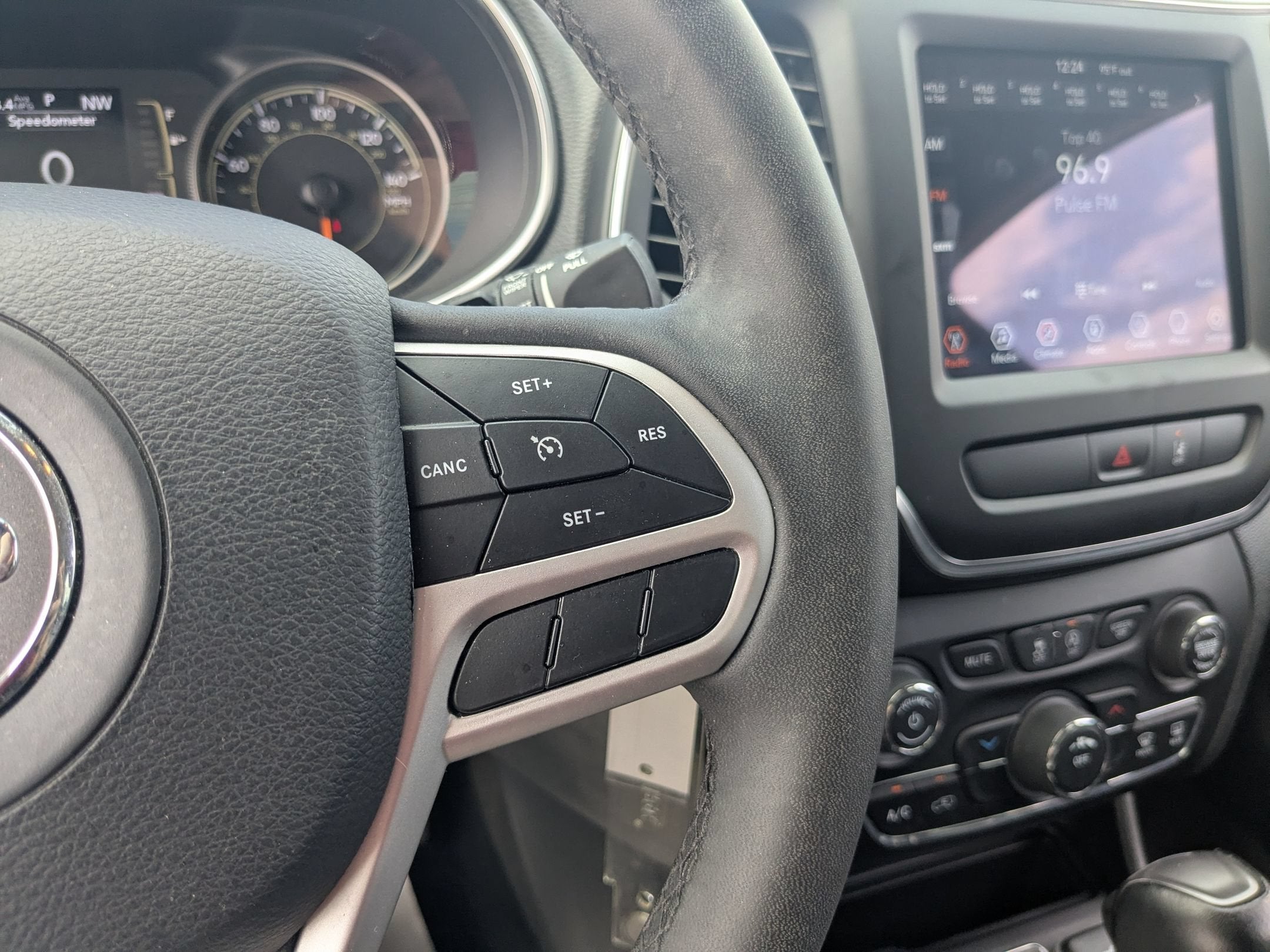2022 Jeep Cherokee X 4x4