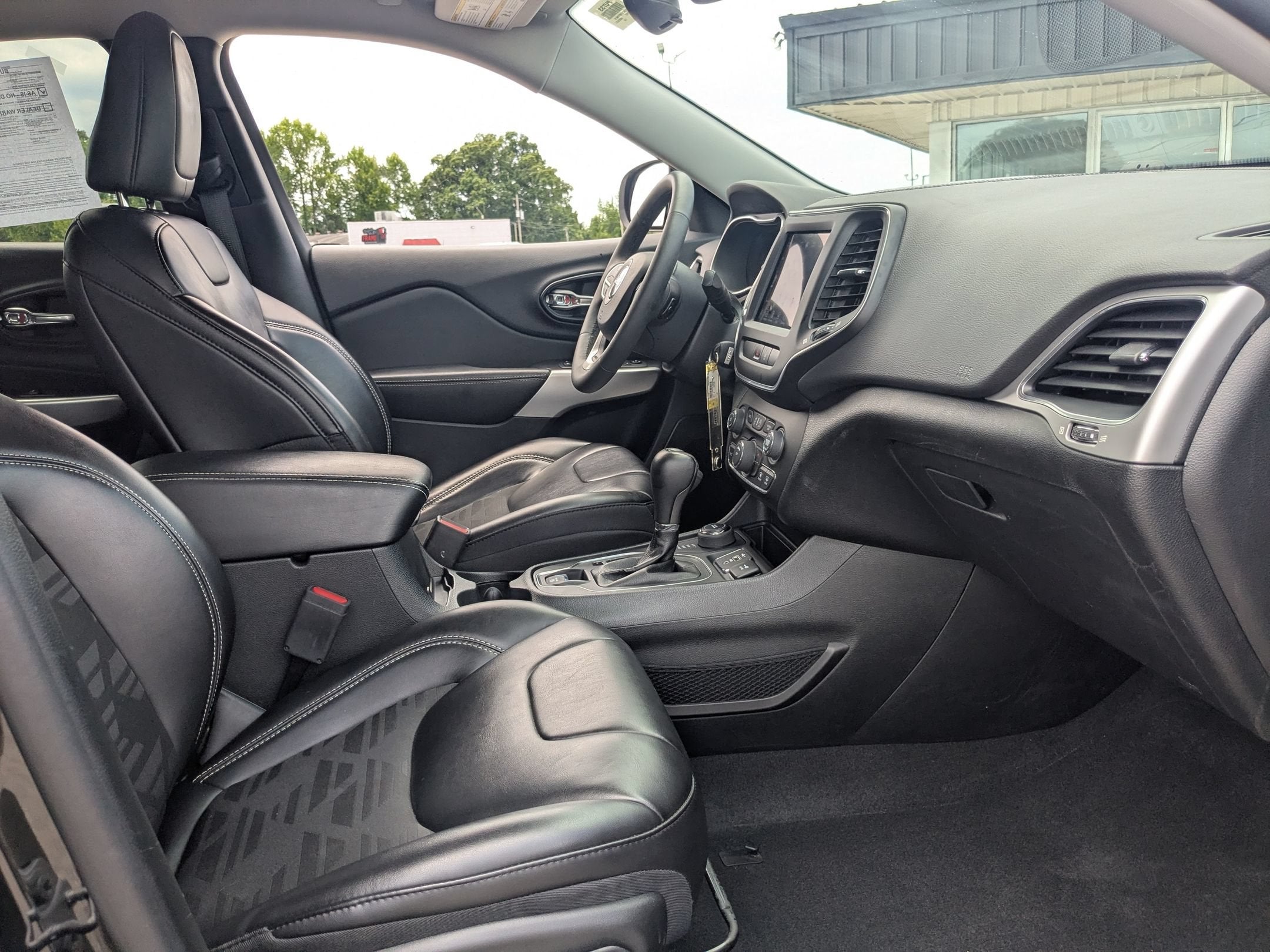 2022 Jeep Cherokee X 4x4
