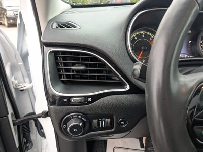 2023 Jeep Cherokee Altitude Lux 4x4