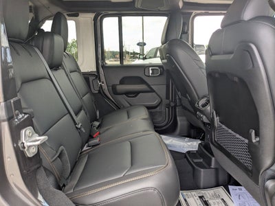 2025 Jeep Wrangler WRANGLER 4-DOOR SAHARA