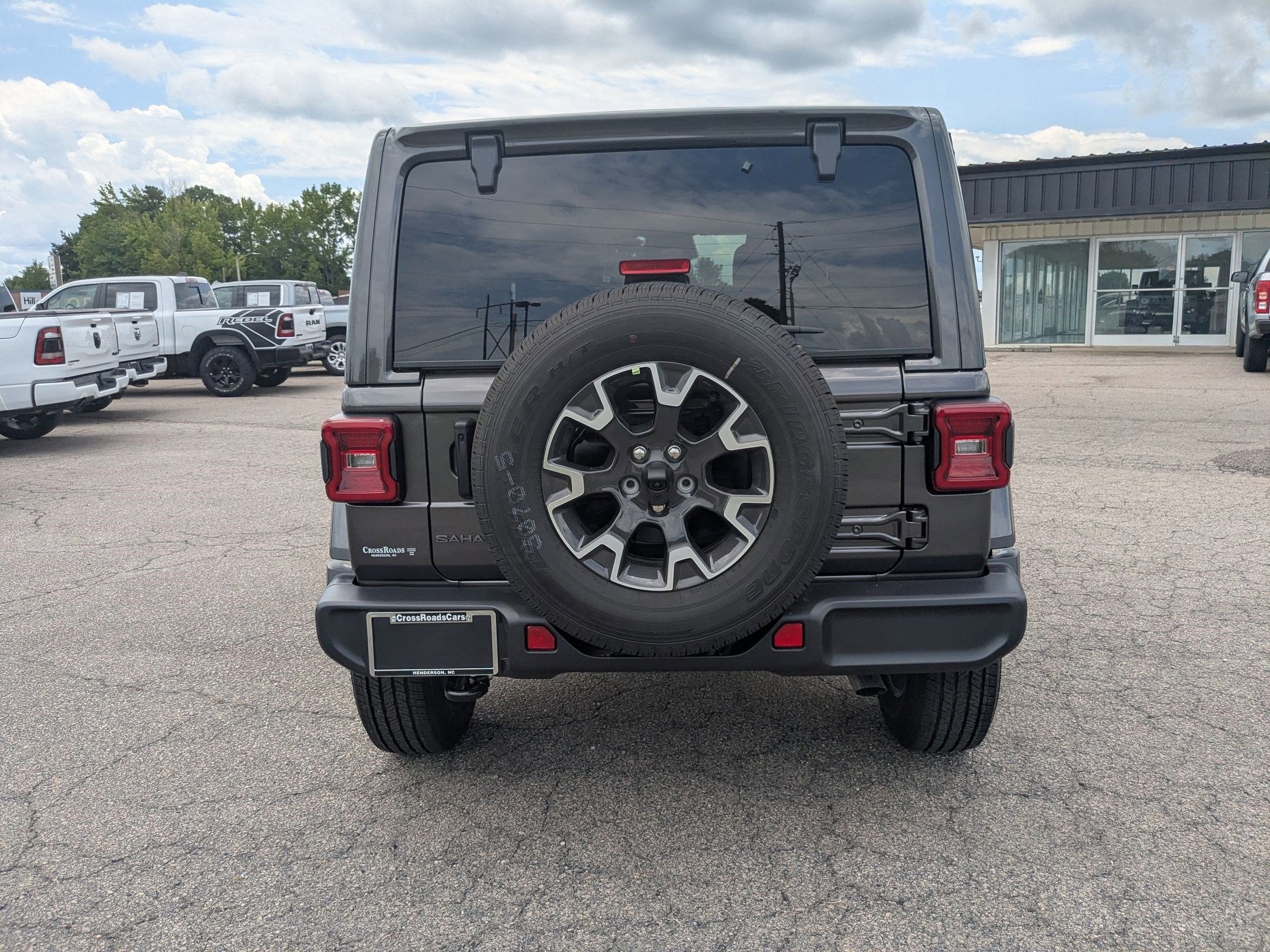 2025 Jeep Wrangler WRANGLER 4-DOOR SAHARA