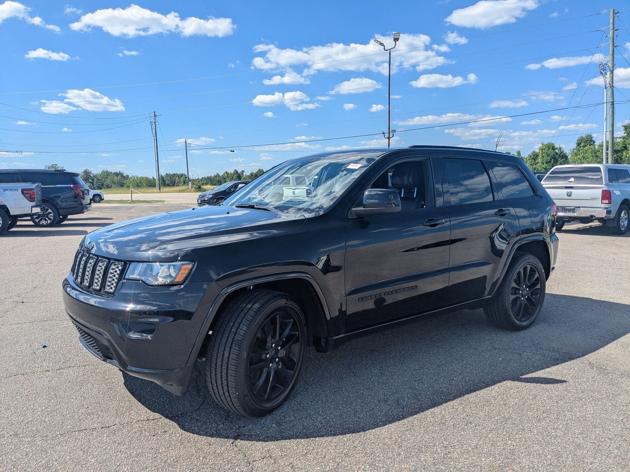 2021 Jeep Grand Cherokee Laredo X 4x2