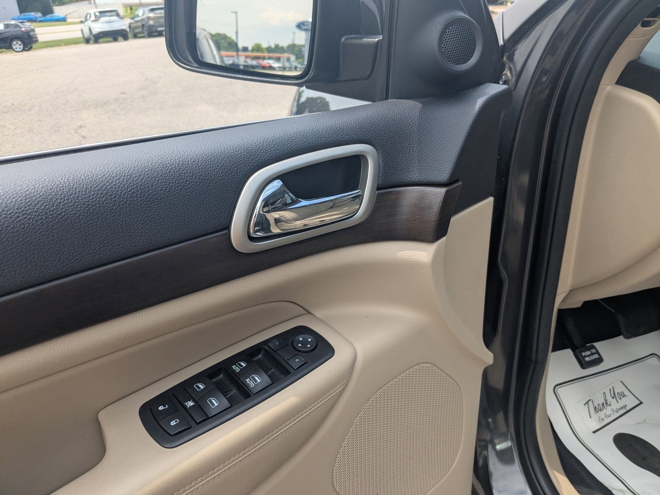 2017 Jeep Grand Cherokee Laredo