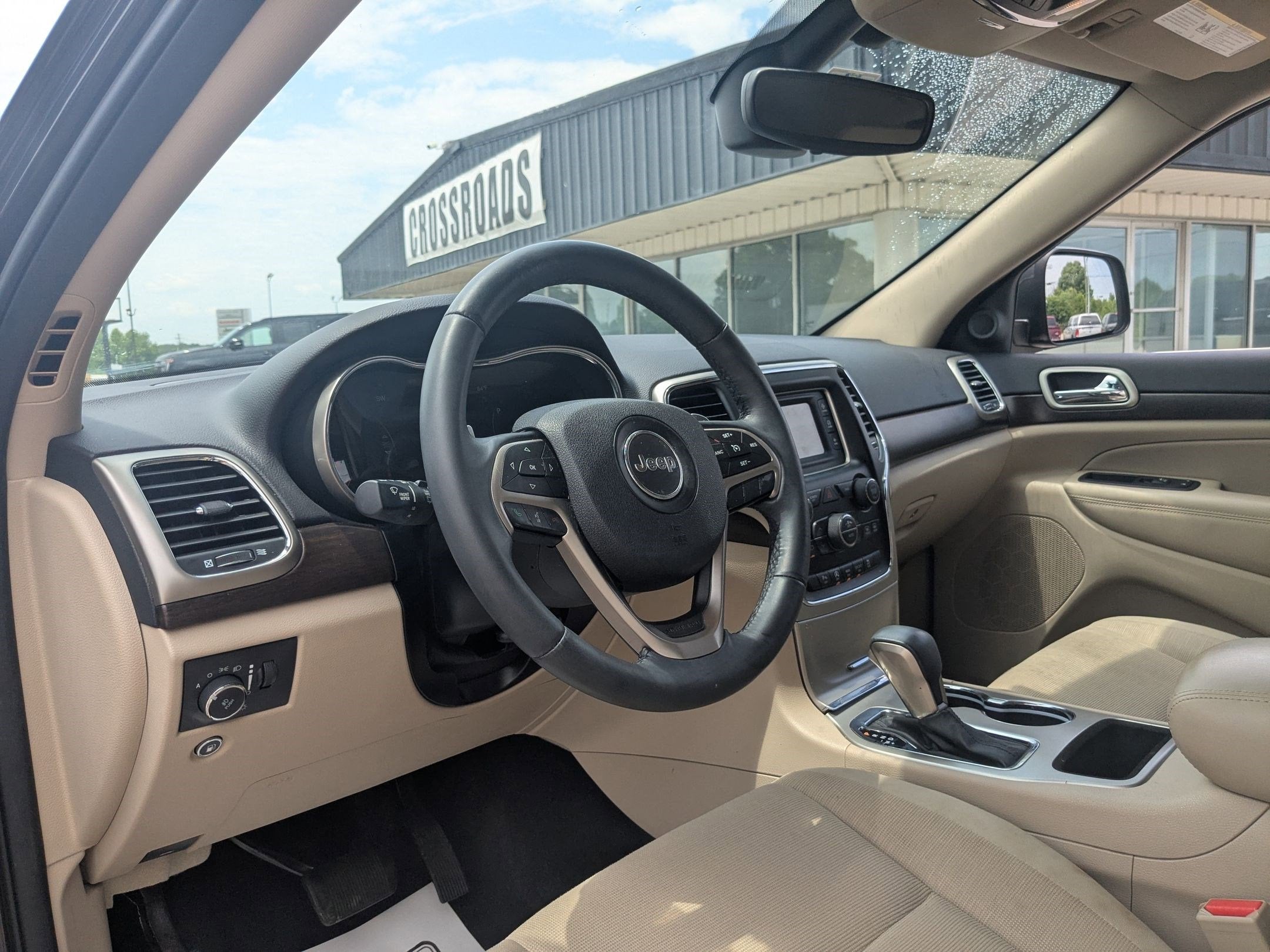 2017 Jeep Grand Cherokee Laredo