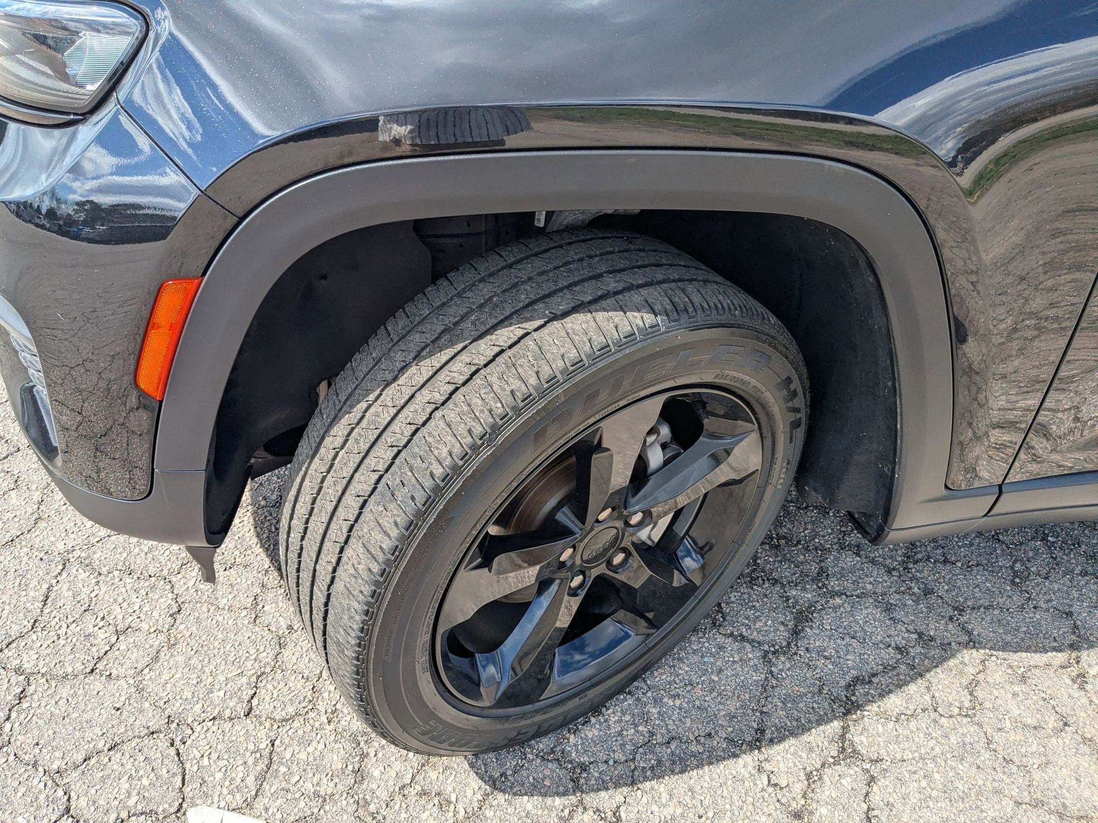 2023 Jeep Grand Cherokee Altitude 4x2