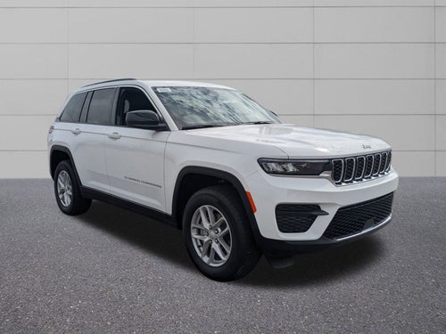 2025 Jeep Grand Cherokee GRAND CHEROKEE LAREDO X 4X4