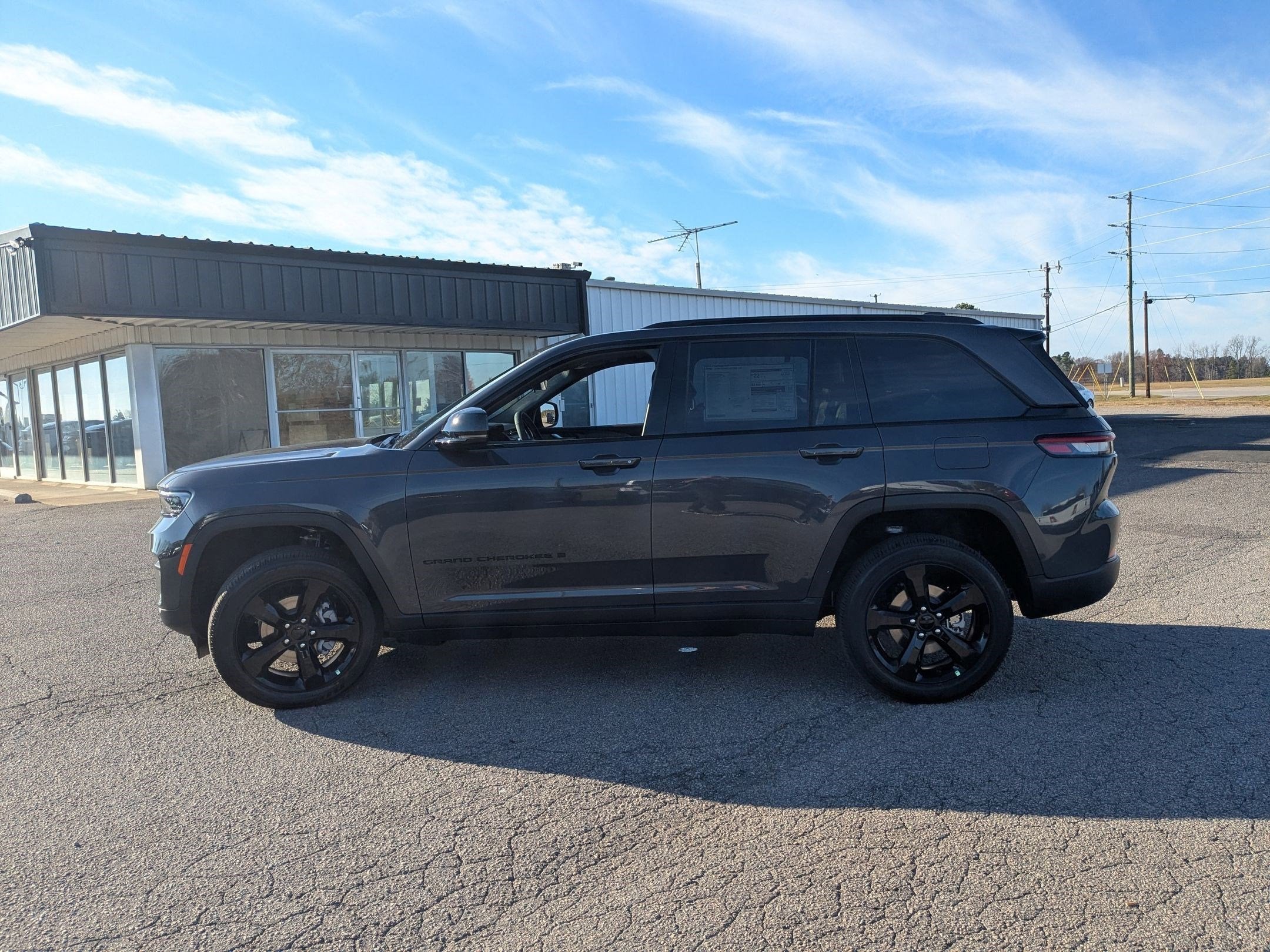 2025 Jeep Grand Cherokee GRAND CHEROKEE ALTITUDE X 4X4