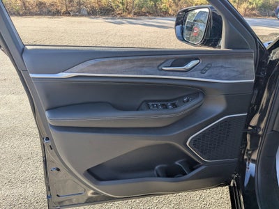 2026 Jeep Grand Cherokee GRAND CHEROKEE LIMITED RESERVE 4X4