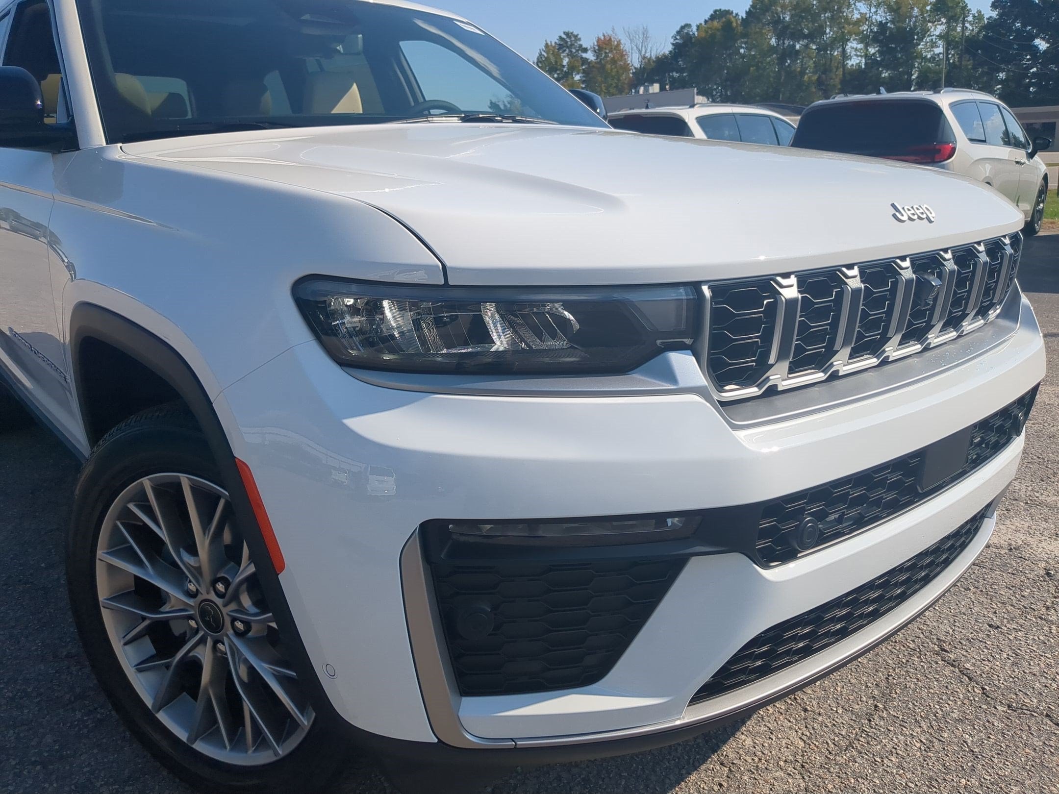 2027 Jeep Grand Cherokee GRAND CHEROKEE LIMITED 4X4