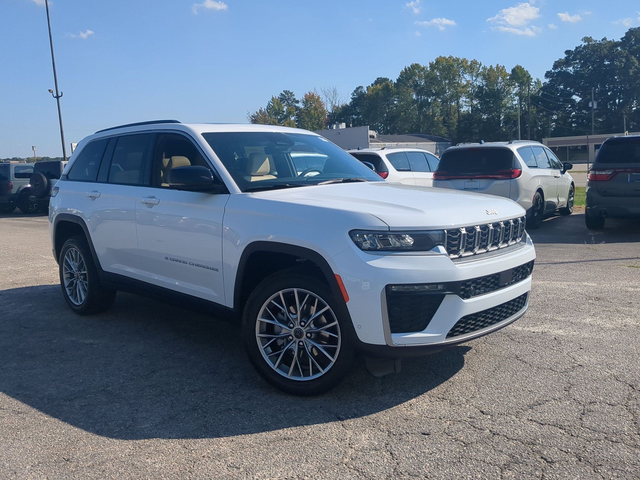 2027 Jeep Grand Cherokee GRAND CHEROKEE LIMITED 4X4