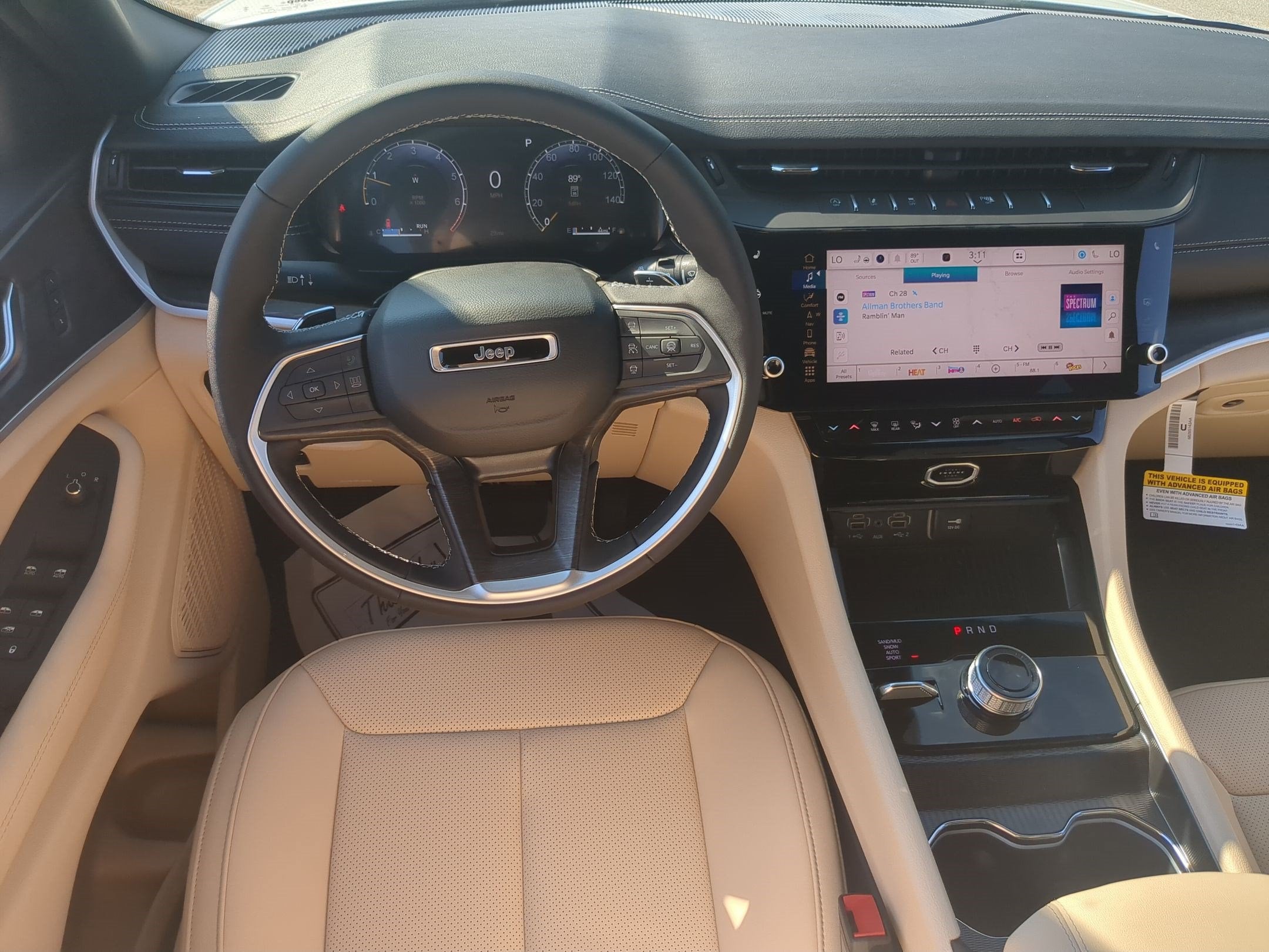 2027 Jeep Grand Cherokee GRAND CHEROKEE LIMITED 4X4