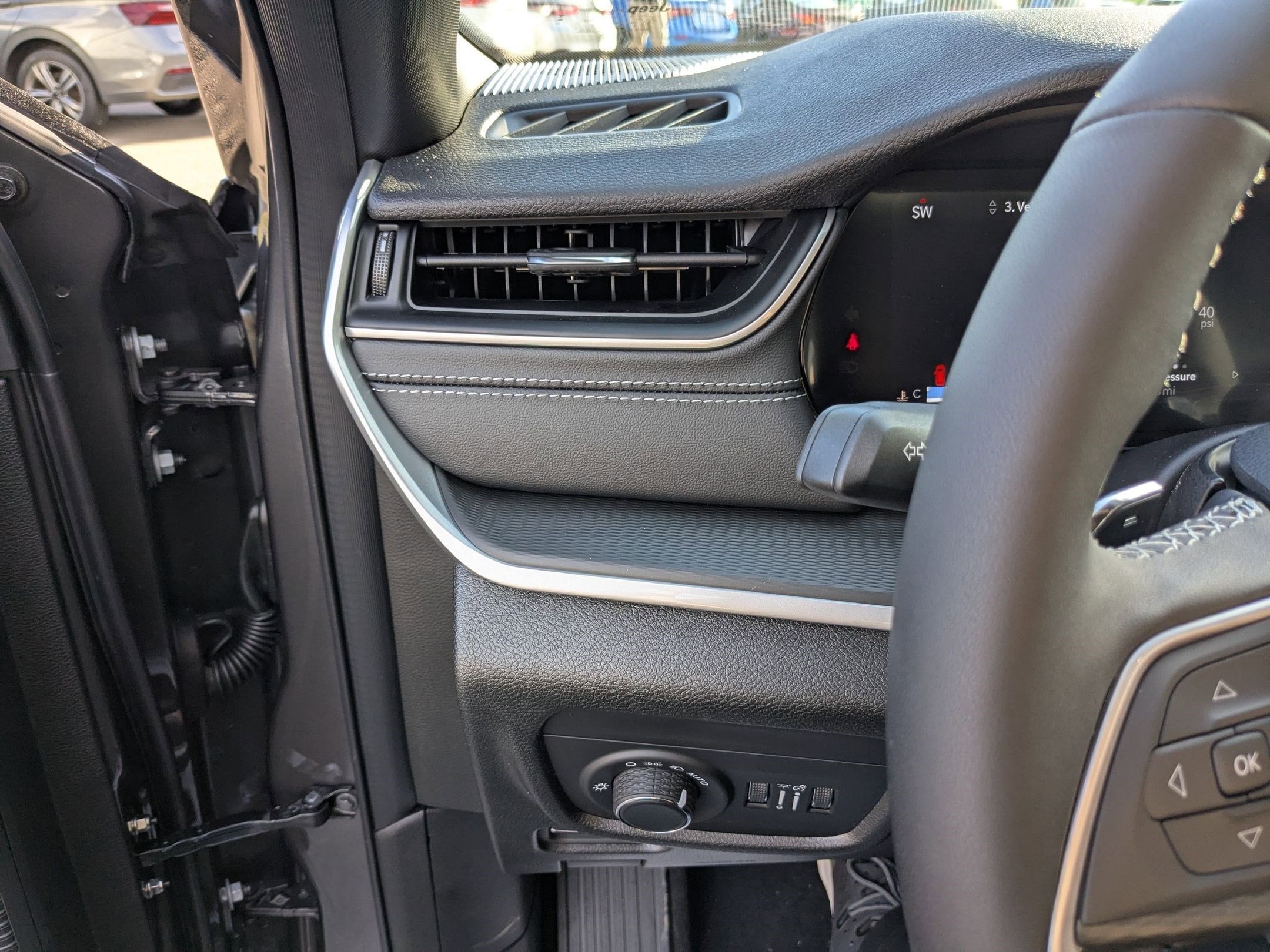 2025 Jeep Grand Cherokee L GRAND CHEROKEE L ALTITUDE X 4X4