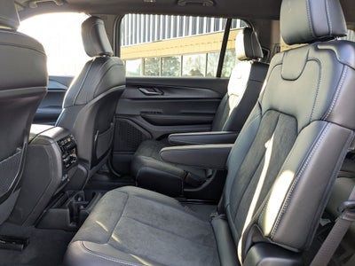 2025 Jeep Grand Cherokee L GRAND CHEROKEE L ALTITUDE X 4X4