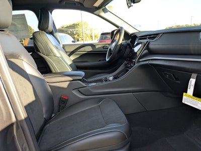 2025 Jeep Grand Cherokee L GRAND CHEROKEE L ALTITUDE X 4X4