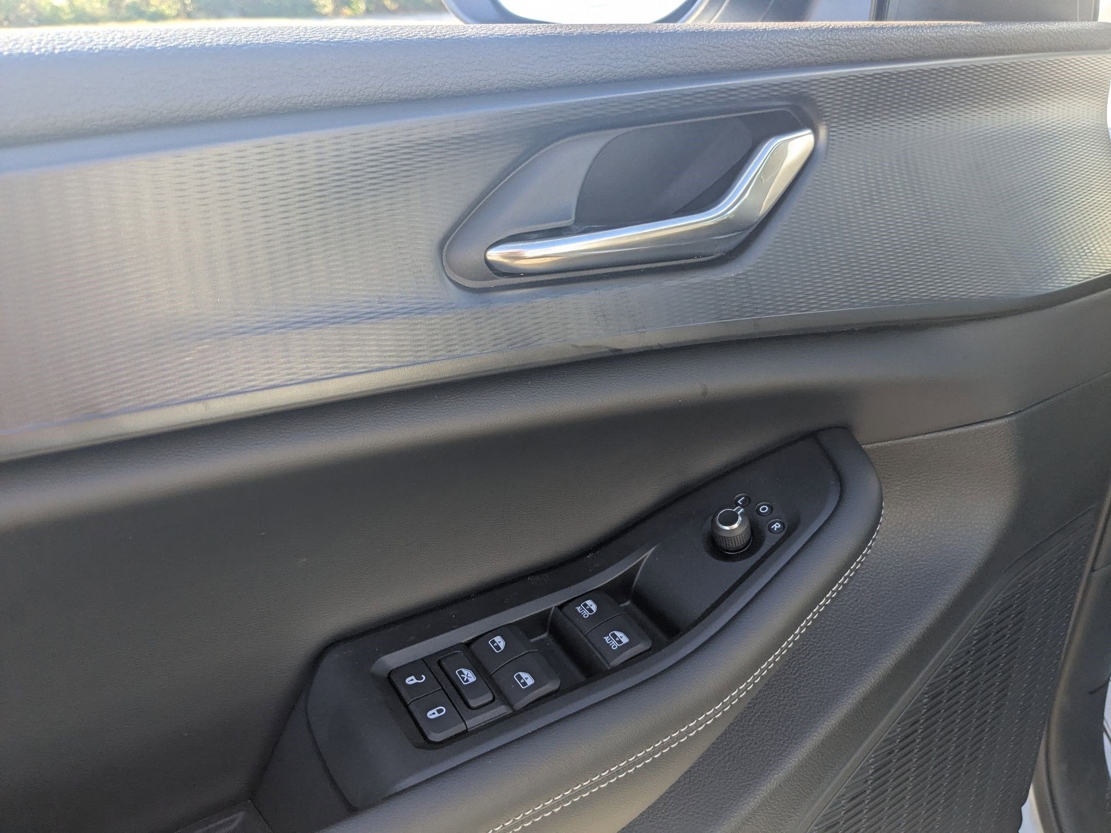 2025 Jeep Grand Cherokee L GRAND CHEROKEE L LAREDO X 4X4