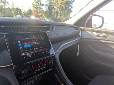 2025 Jeep Grand Cherokee L GRAND CHEROKEE L LAREDO X 4X4