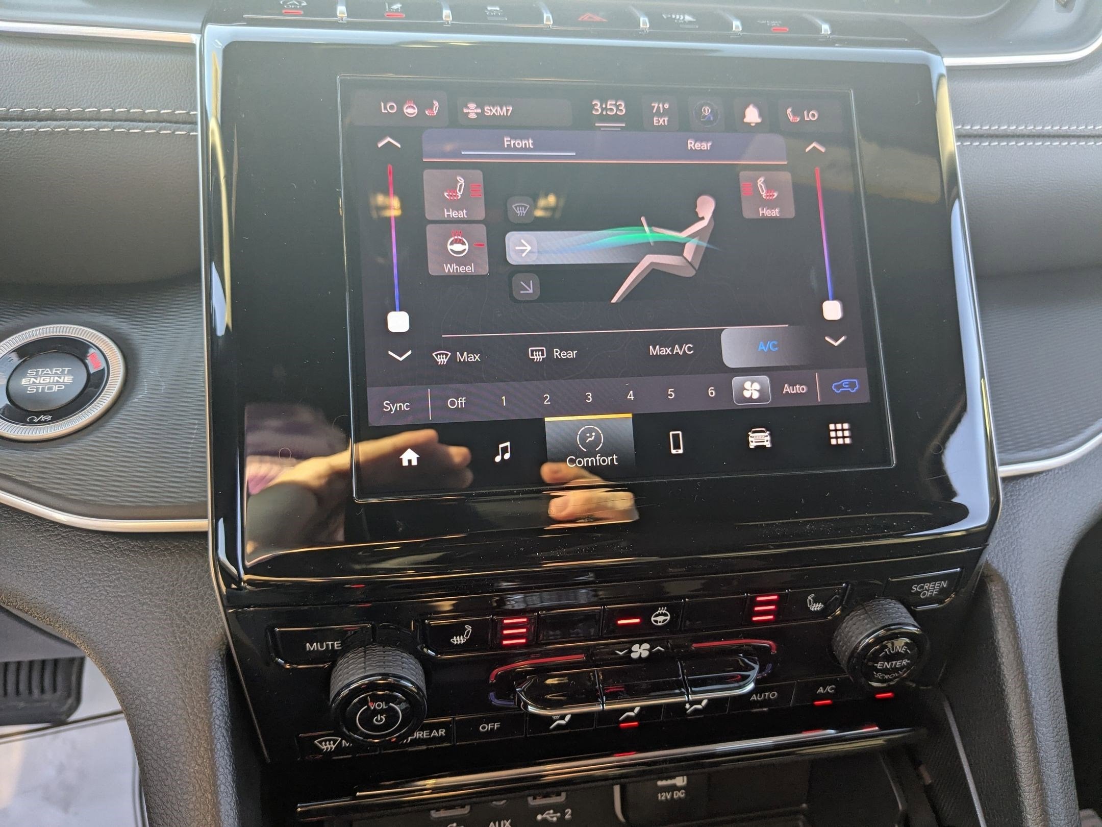 2025 Jeep Grand Cherokee L GRAND CHEROKEE L LAREDO X 4X4