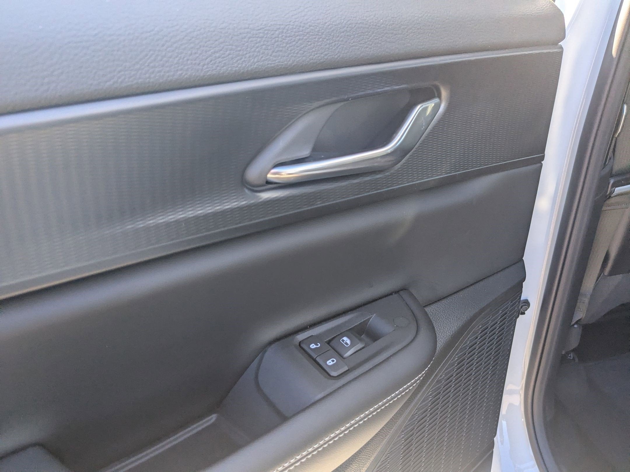 2025 Jeep Grand Cherokee L GRAND CHEROKEE L LAREDO X 4X4