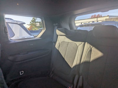 2025 Jeep Grand Cherokee L GRAND CHEROKEE L LAREDO X 4X4