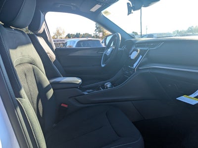 2025 Jeep Grand Cherokee L GRAND CHEROKEE L LAREDO X 4X4