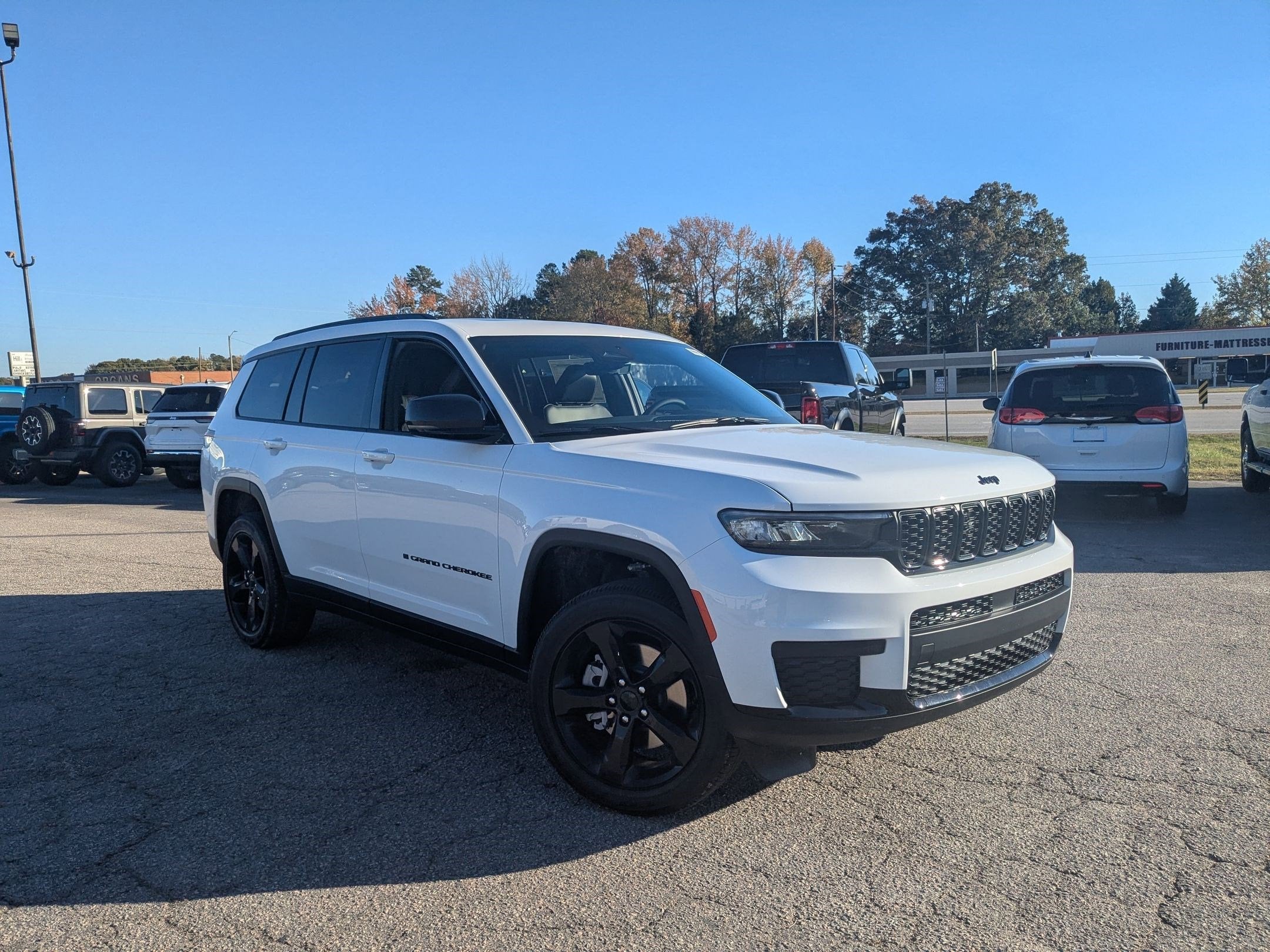 2025 Jeep Grand Cherokee L GRAND CHEROKEE L ALTITUDE X 4X4