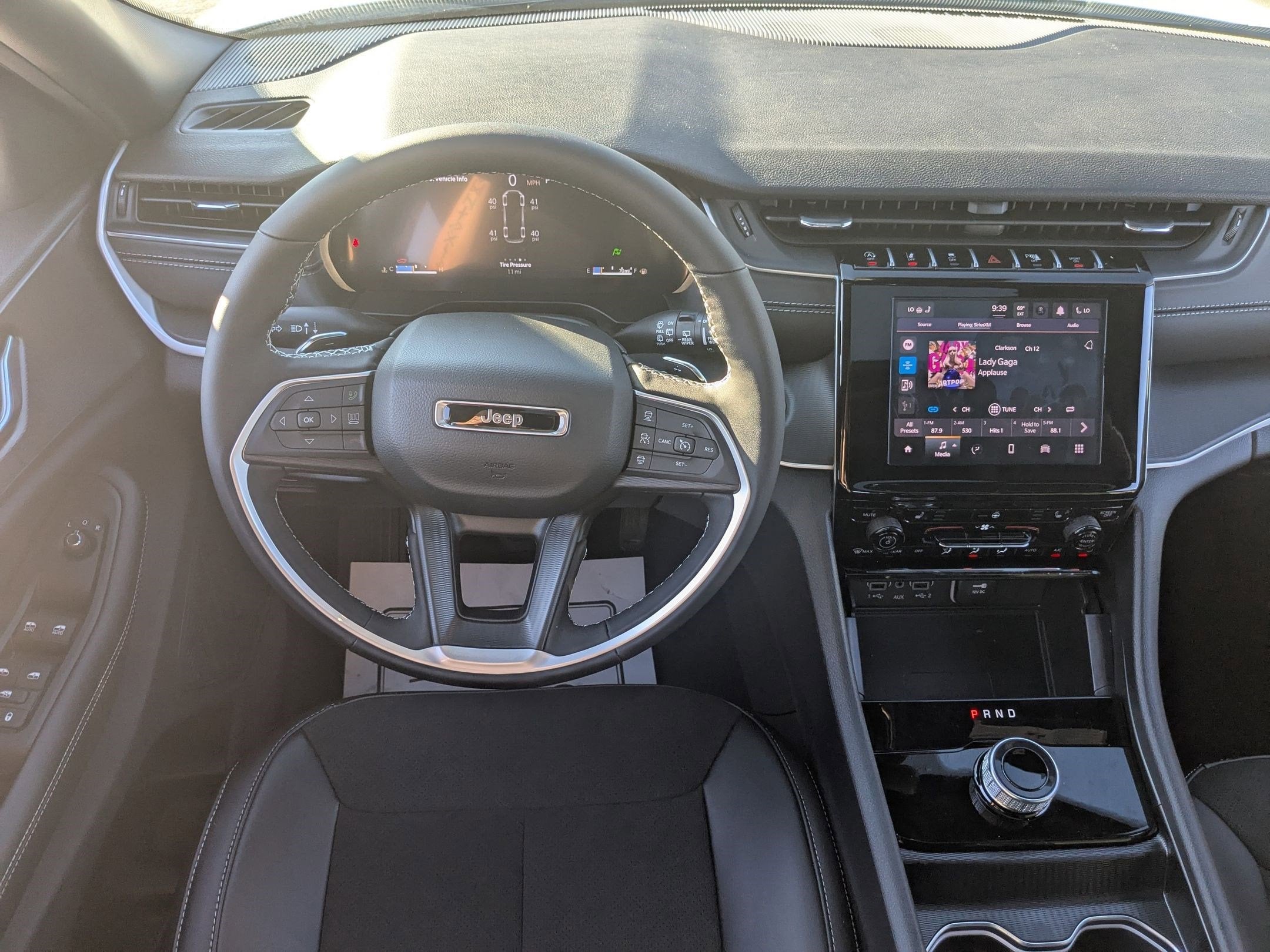 2025 Jeep Grand Cherokee L GRAND CHEROKEE L ALTITUDE X 4X4