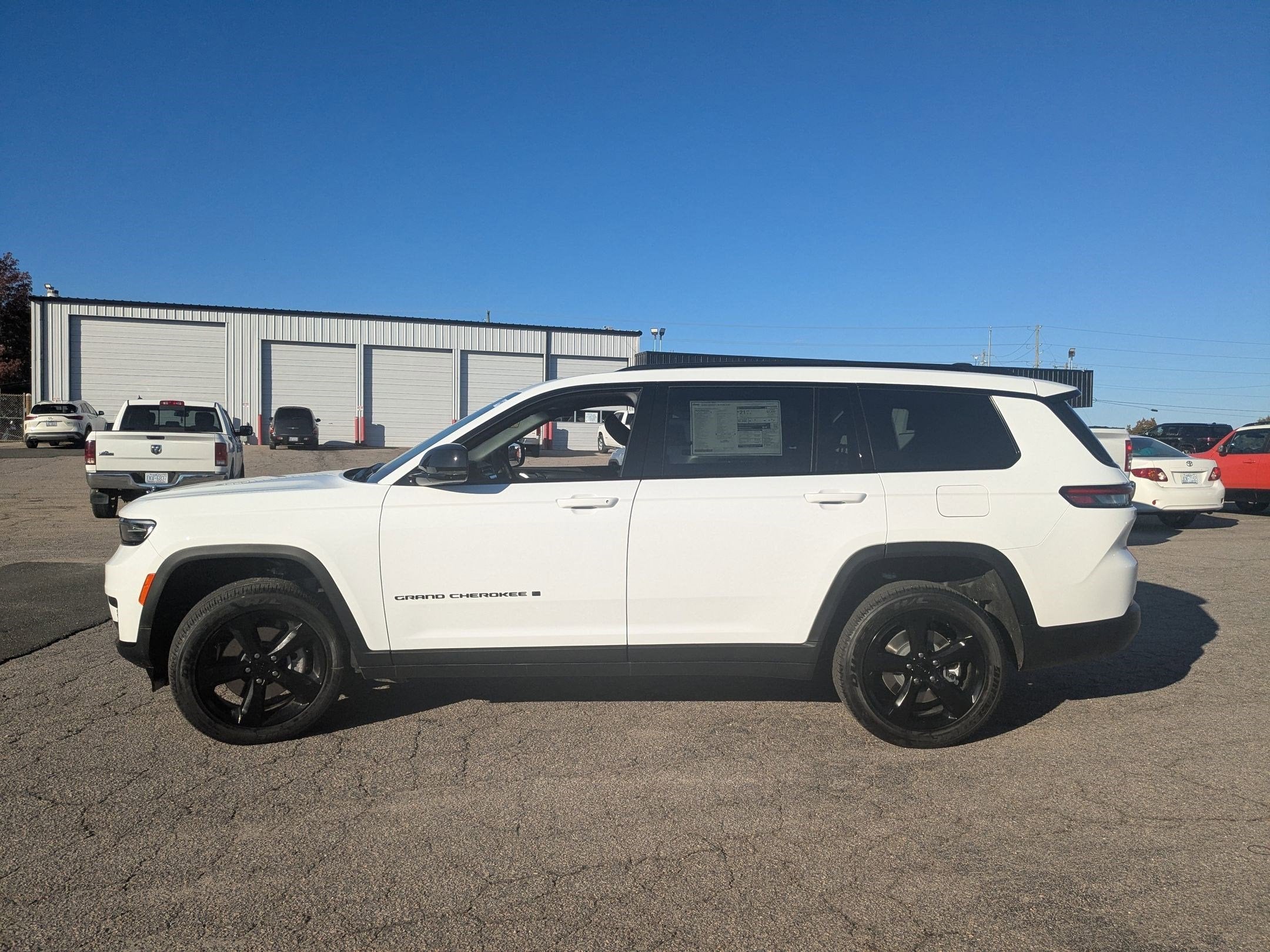 2025 Jeep Grand Cherokee L GRAND CHEROKEE L ALTITUDE X 4X4