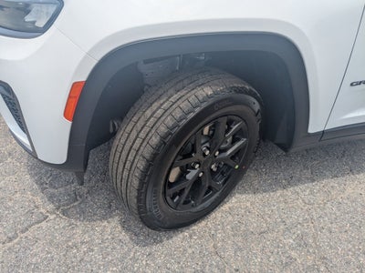 2026 Jeep Grand Cherokee L GRAND CHEROKEE L LAREDO ALTITUDE 4X4