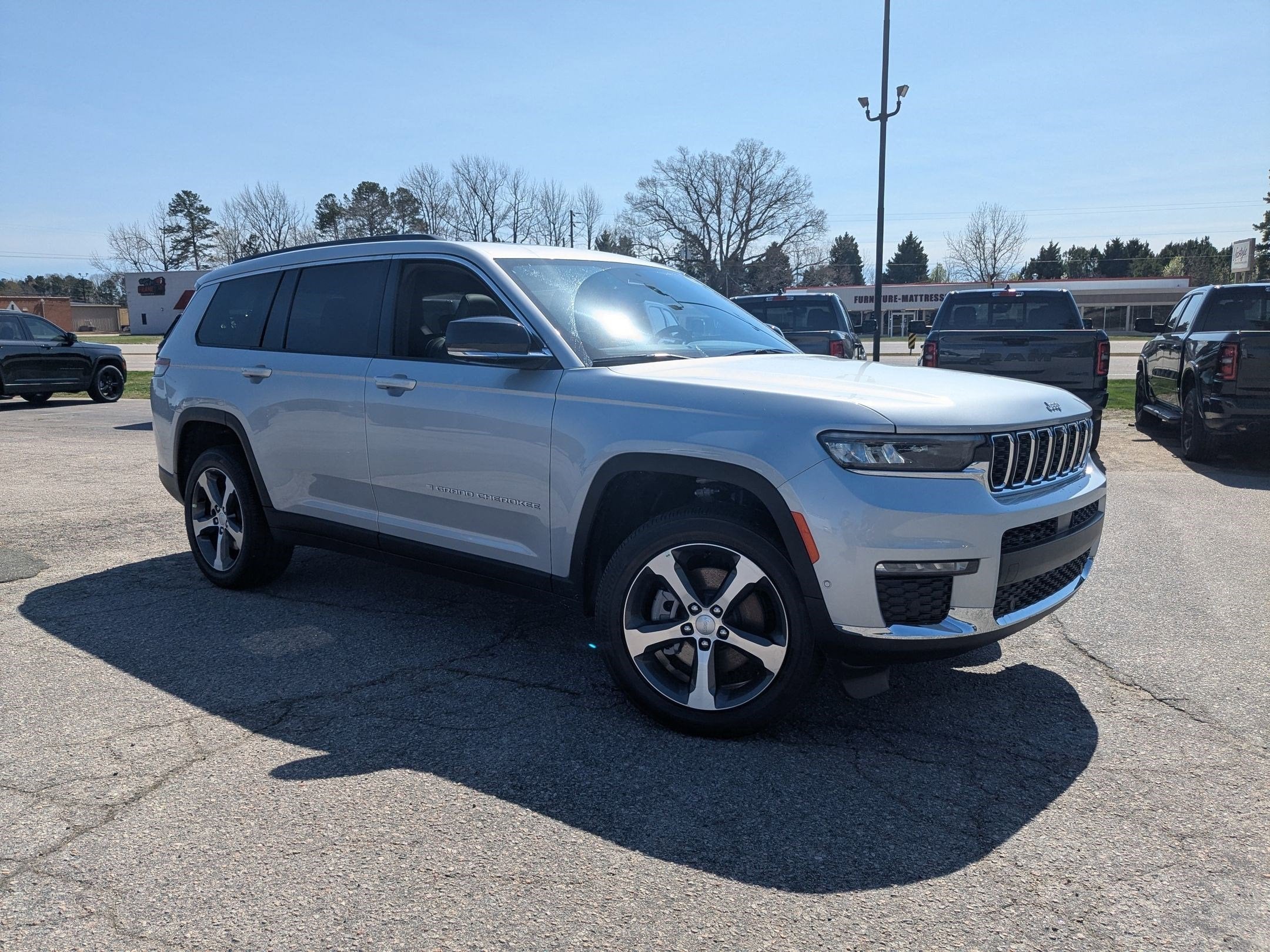 2025 Jeep Grand Cherokee L GRAND CHEROKEE L LIMITED 4X4