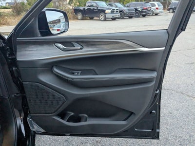 2025 Jeep Grand Cherokee L GRAND CHEROKEE L LIMITED 4X4