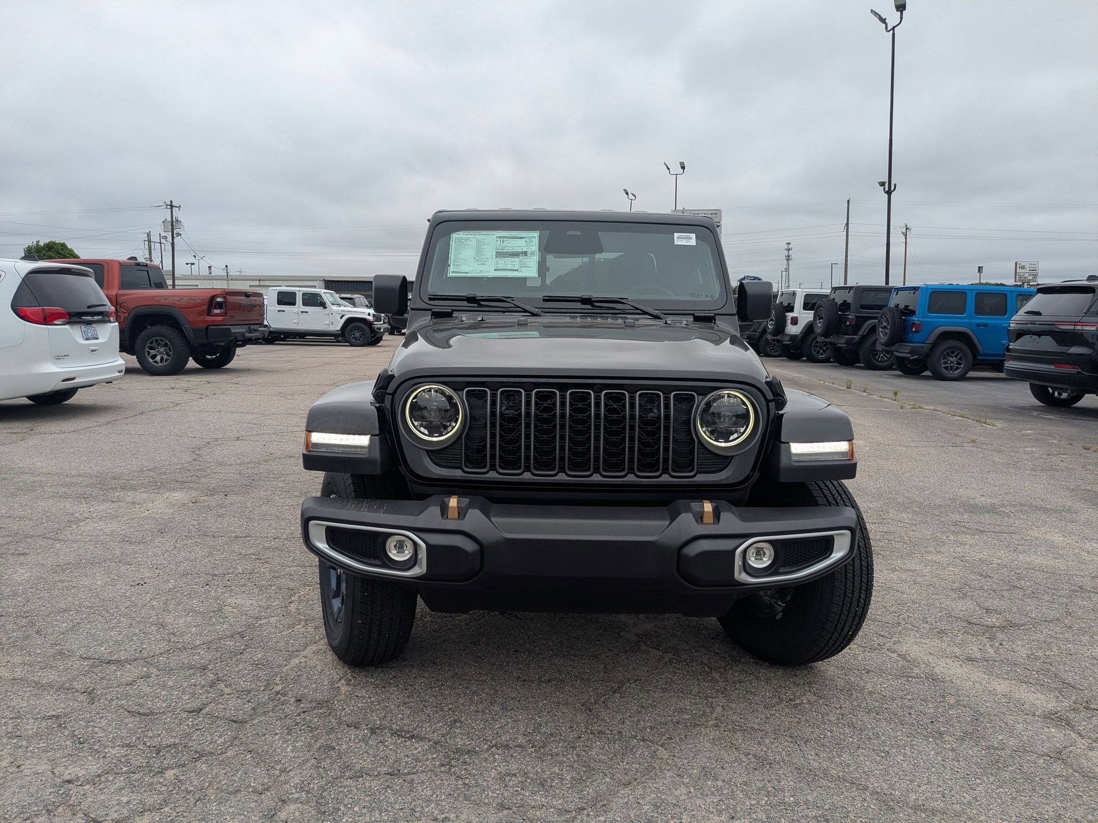 2026 Jeep Gladiator GLADIATOR 85TH ANNIVERSARY EDITION 4X4
