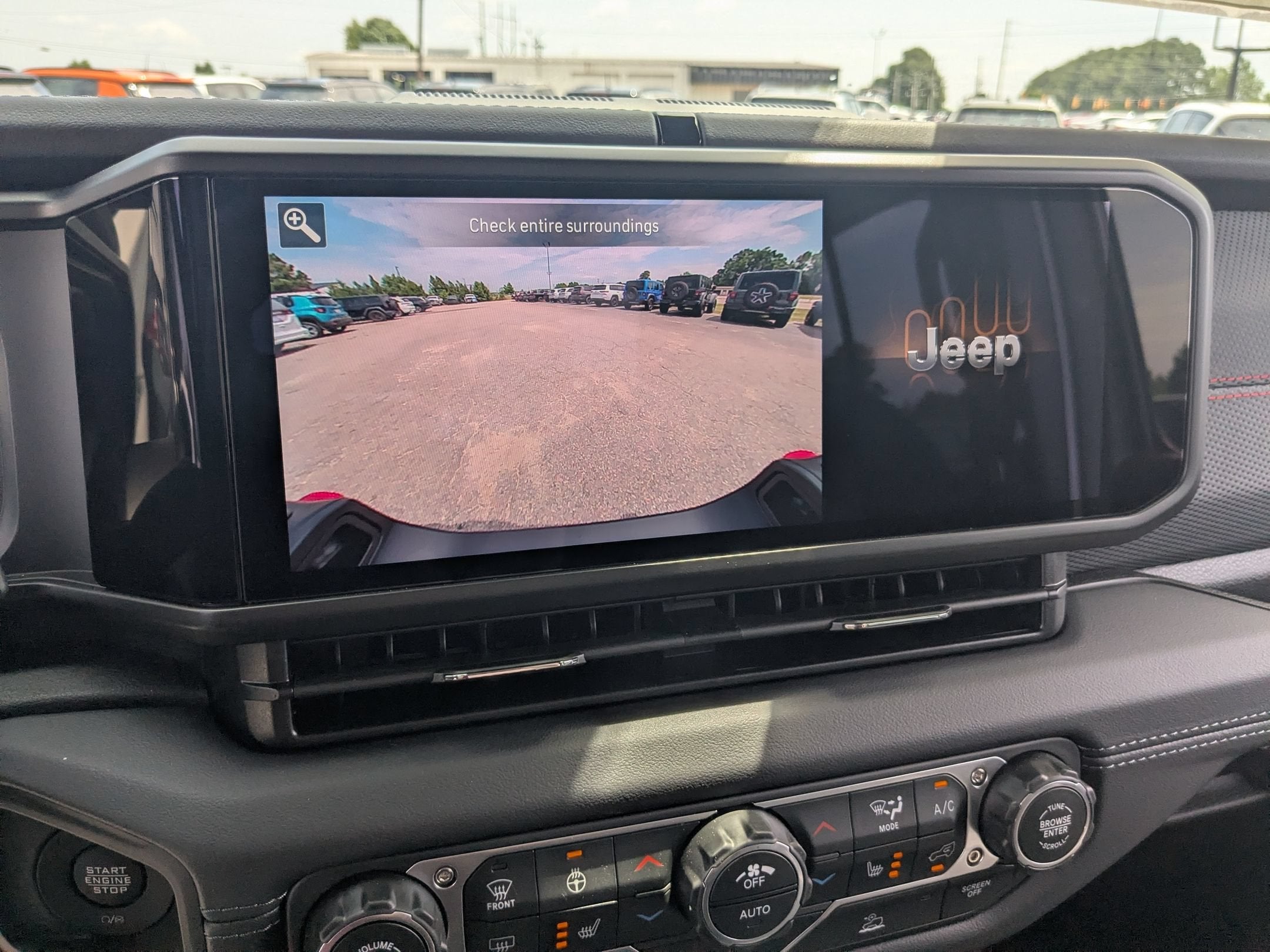 2026 Jeep Gladiator GLADIATOR SHADOW OPS 4X4