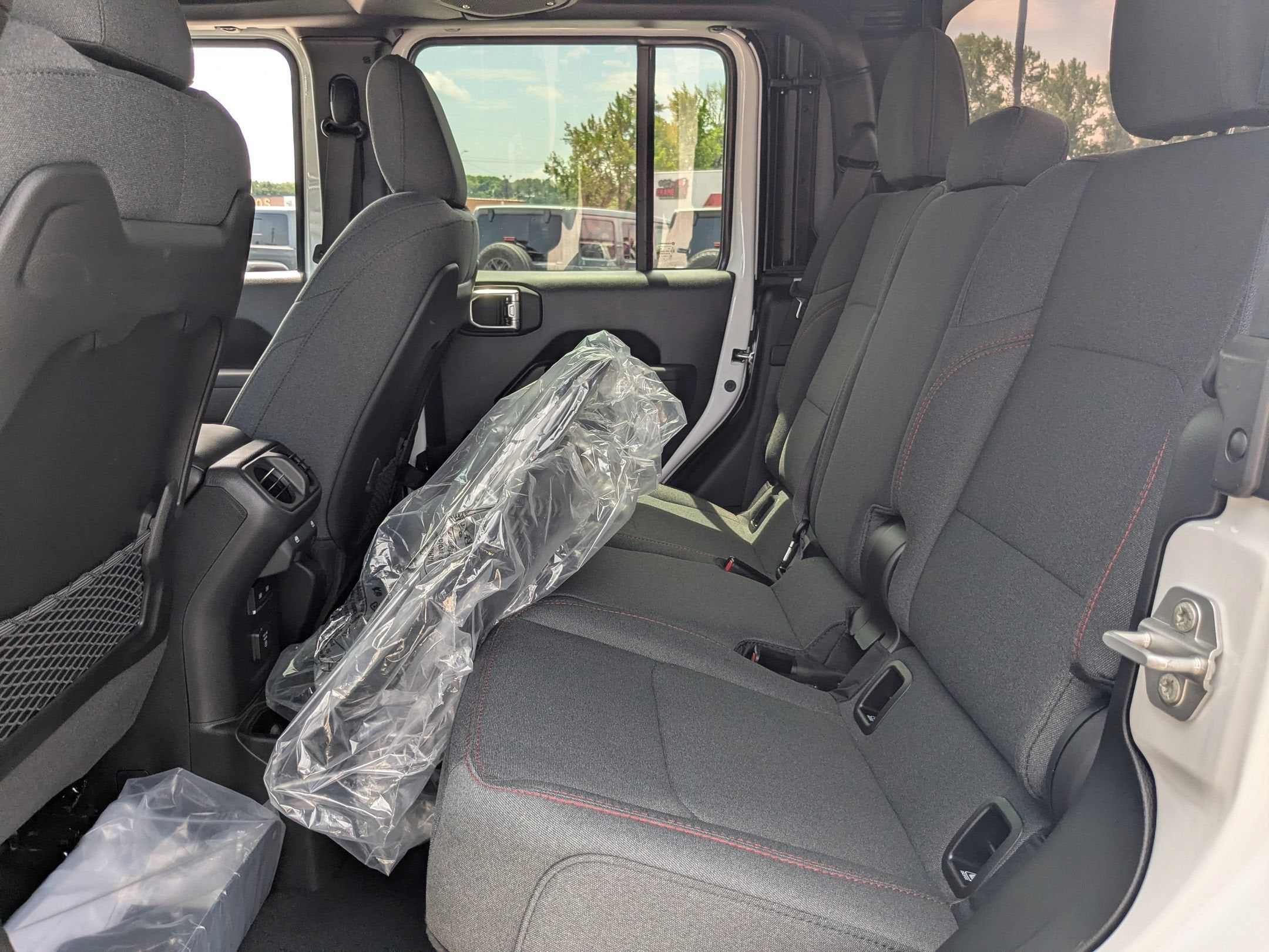 2026 Jeep Gladiator GLADIATOR SHADOW OPS 4X4