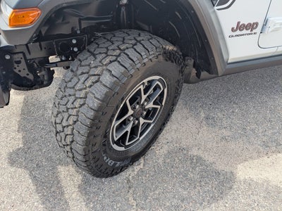 2026 Jeep Gladiator GLADIATOR SHADOW OPS 4X4