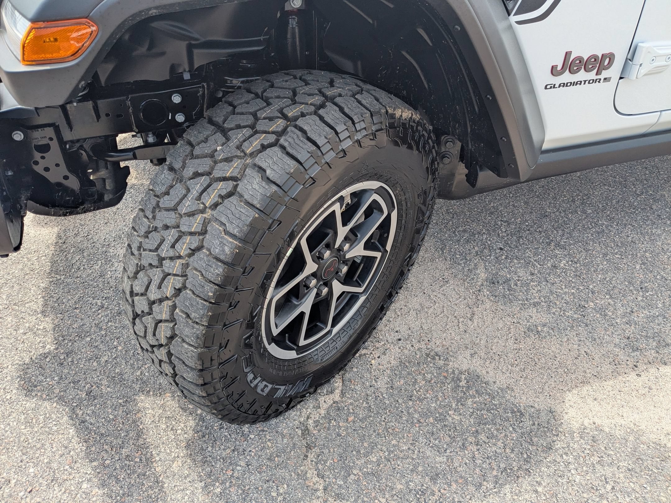 2026 Jeep Gladiator GLADIATOR SHADOW OPS 4X4