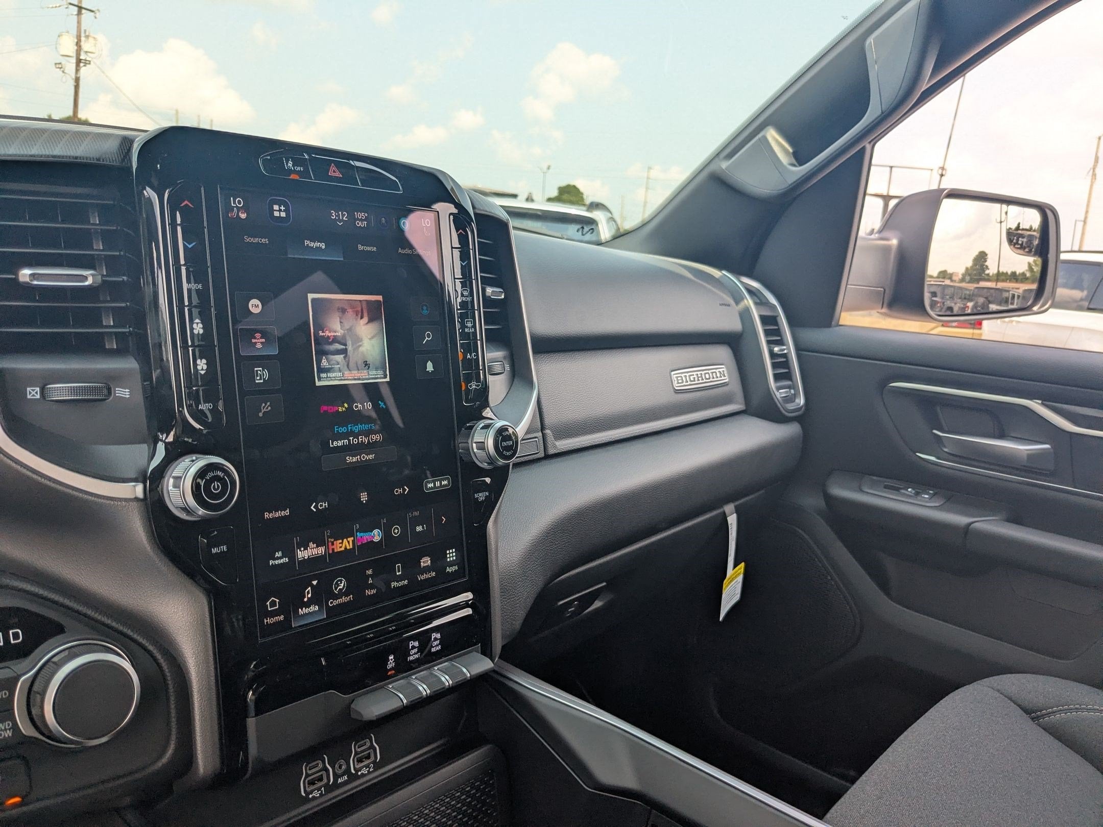 2026 RAM 1500 RAM 1500 BIG HORN CREW CAB 4X4 5'7' BOX