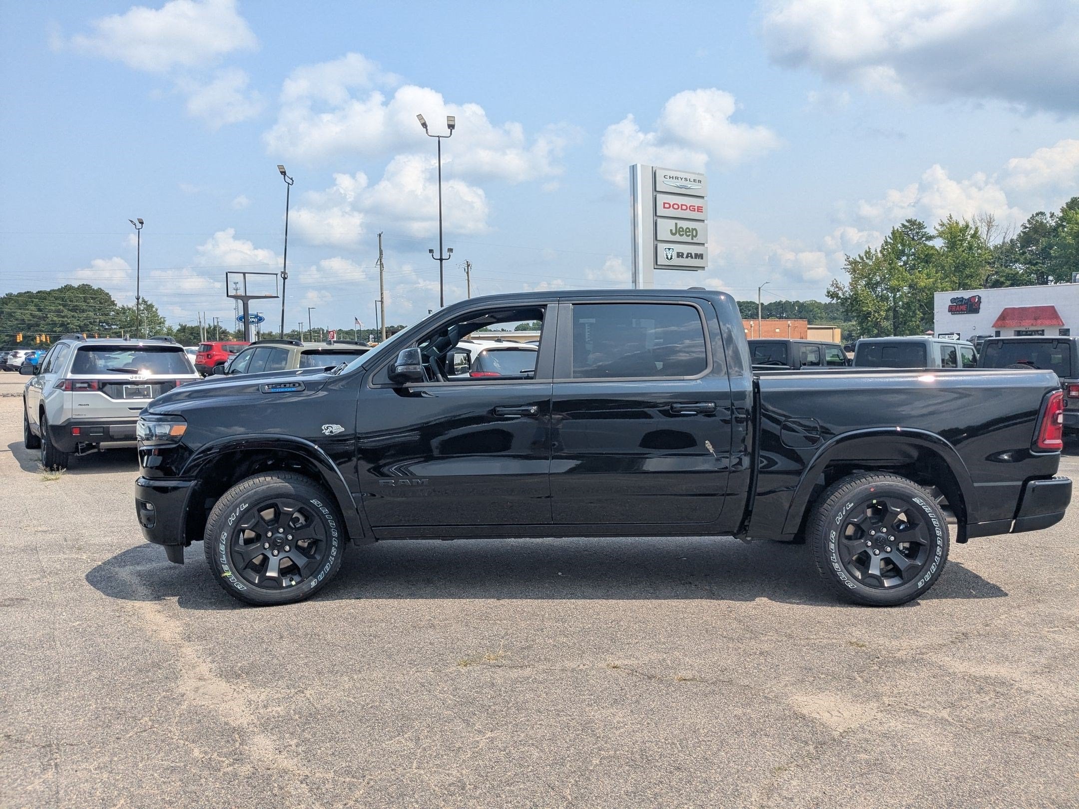 2026 RAM 1500 RAM 1500 BIG HORN CREW CAB 4X4 5'7' BOX