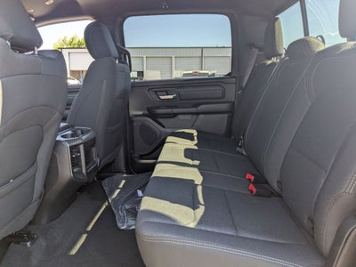 2026 RAM 1500 RAM 1500 EXPRESS CREW CAB 4X4 5'7' BOX