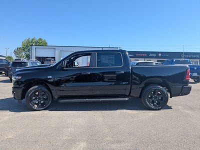 2026 RAM 1500 RAM 1500 EXPRESS CREW CAB 4X4 5'7' BOX