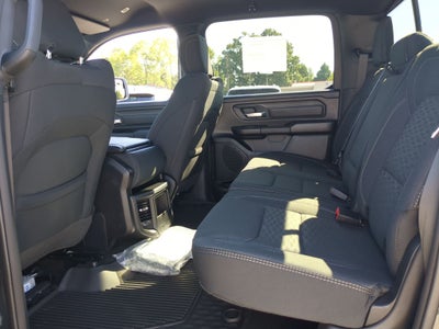 2027 RAM 1500 RAM 1500 TRADESMAN CREW CAB 4X4 5'7' BOX