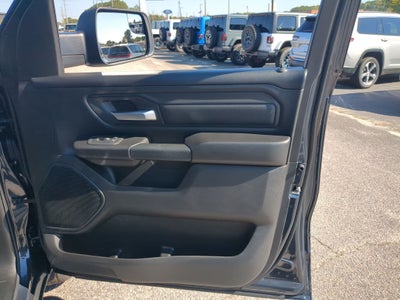 2027 RAM 1500 RAM 1500 TRADESMAN CREW CAB 4X4 5'7' BOX