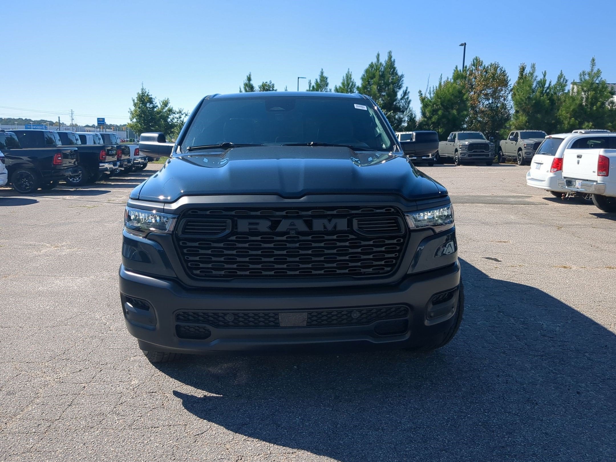 2027 RAM 1500 RAM 1500 TRADESMAN CREW CAB 4X4 5'7' BOX