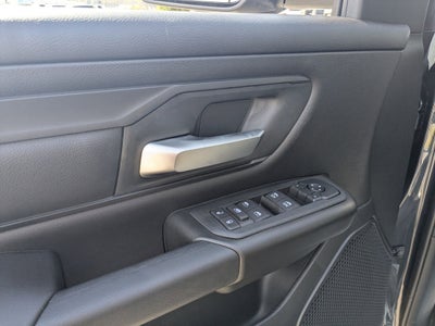 2026 RAM 1500 RAM 1500 EXPRESS CREW CAB 4X4 5'7' BOX