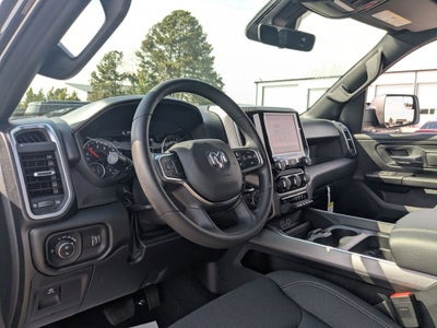 2026 RAM 1500 RAM 1500 EXPRESS CREW CAB 4X4 5'7' BOX