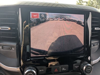 2026 RAM 1500 RAM 1500 EXPRESS CREW CAB 4X4 5'7' BOX