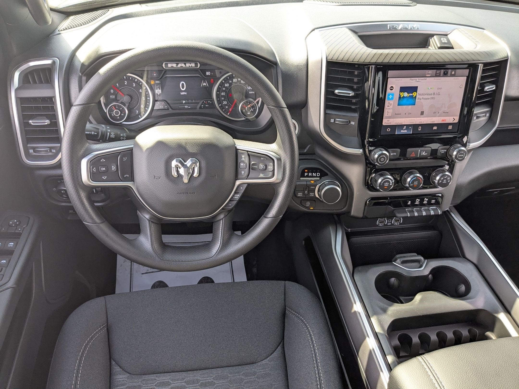 2026 RAM 1500 RAM 1500 EXPRESS CREW CAB 4X4 5'7' BOX