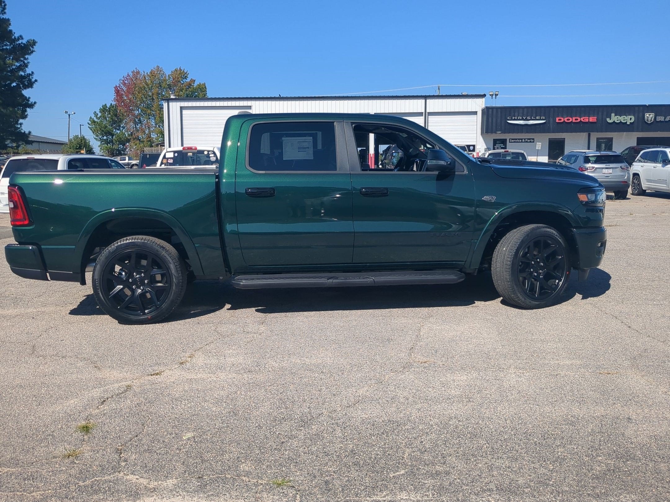 2027 RAM 1500 RAM 1500 LARAMIE CREW CAB 4X4 5'7' BOX