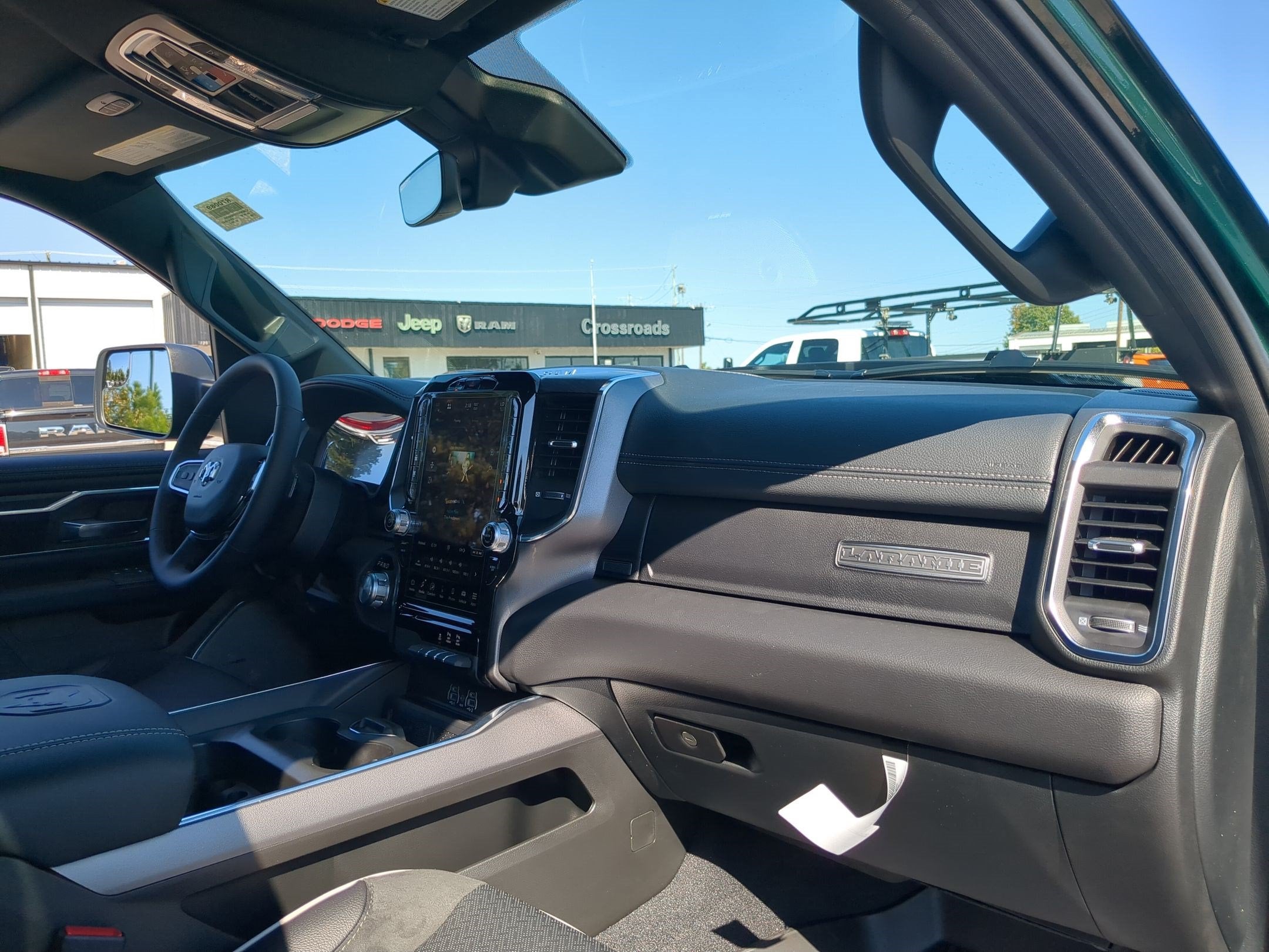 2027 RAM 1500 RAM 1500 LARAMIE CREW CAB 4X4 5'7' BOX