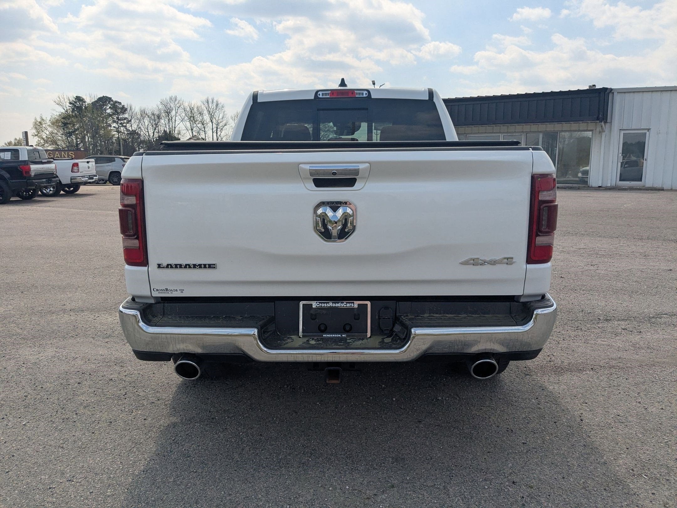 2022 RAM 1500 Laramie Crew Cab 4x4 5'7' Box